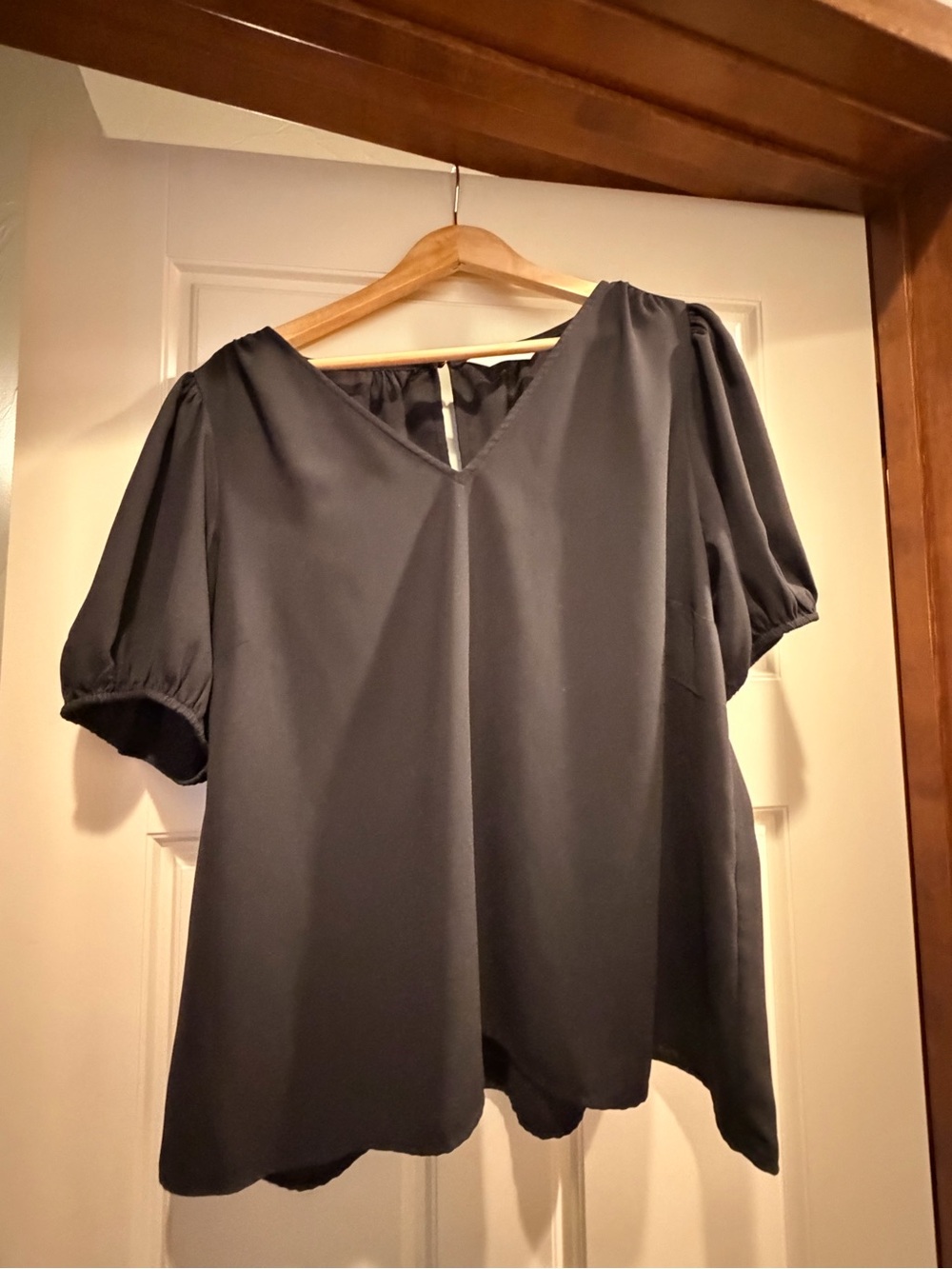 Women’s Black Scallop Hem Puff Sleeve Blouse - LC Lauren Conrad - XL